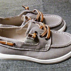 Toddler boys Gray Children's Place Boat shoes